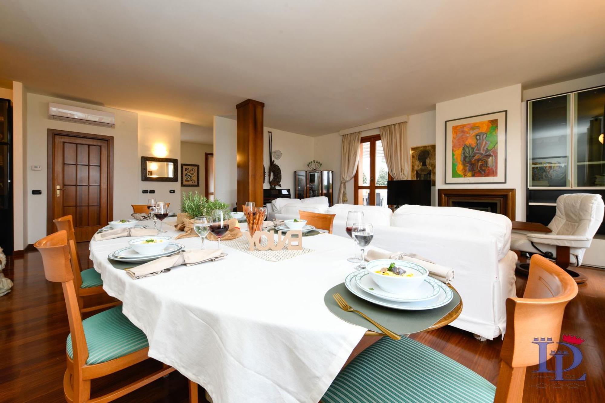 Apartment Desenzanoloft Official Partner Marriott Homes & - Gardastar La Stella Del Desenzano del Garda