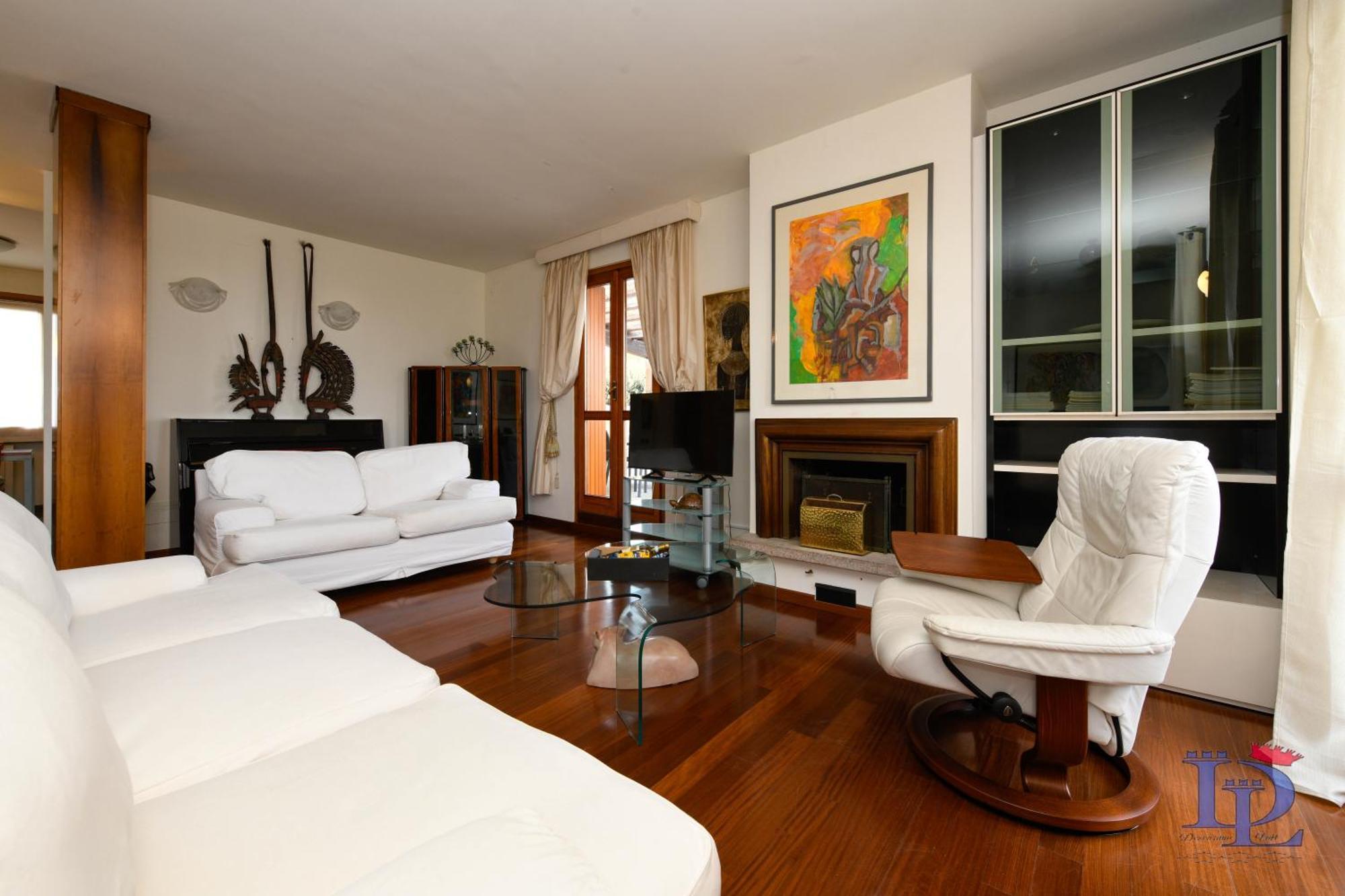 Desenzanoloft Official Partner Marriott Homes & - Gardastar La Stella Del Apartment *