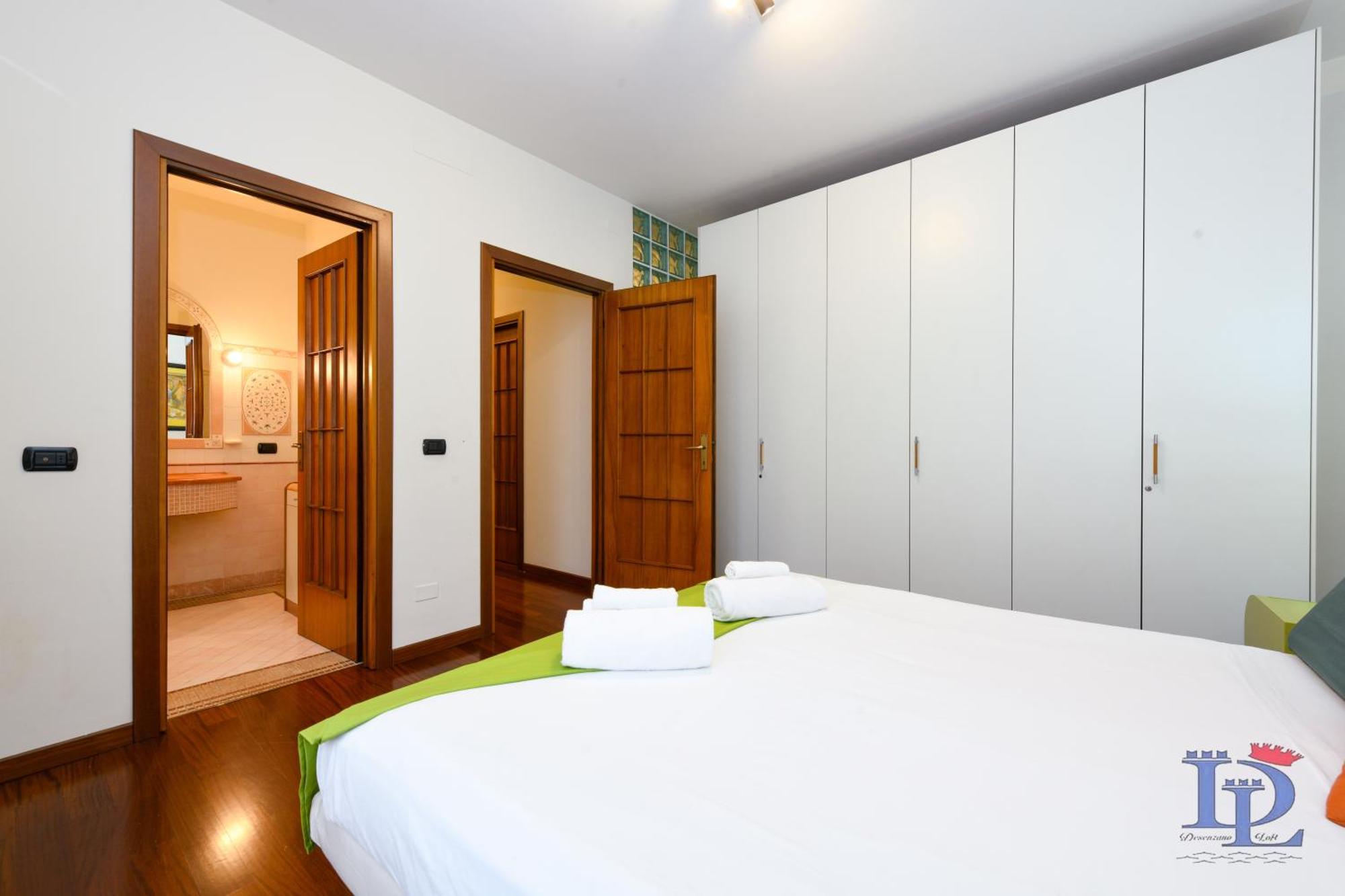 Desenzanoloft Official Partner Marriott Homes & - Gardastar La Stella Del Apartment